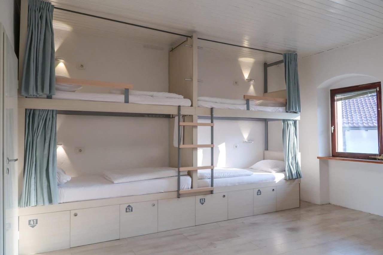 Premium Hostel Kobarid Exteriör bild