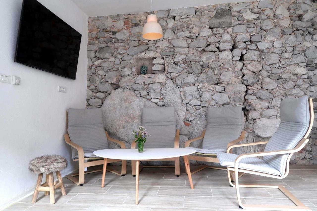 Premium Hostel Kobarid Exteriör bild